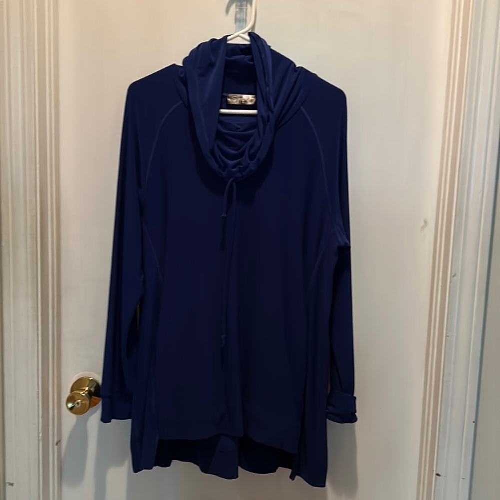 Simply blue tunic size 10
